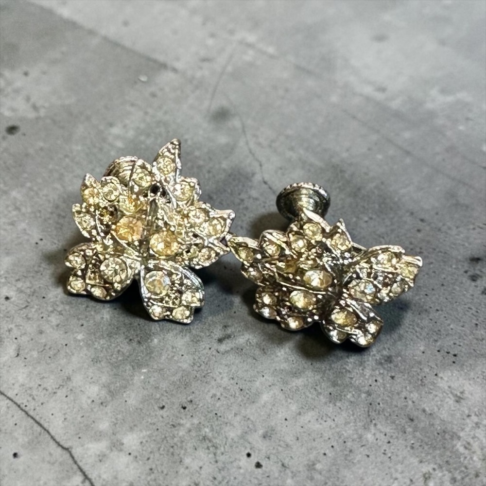 Vintage Silver Tone Rhinestone Maple Leaf Earrings Screw Back